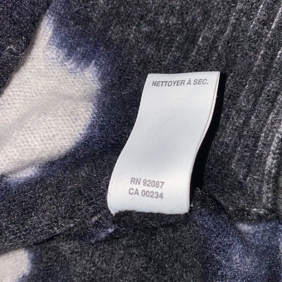 Saks 5th Avenue women’s tie dye cashmere crew  neck sweater Sz Xs - Picture 8 of 10